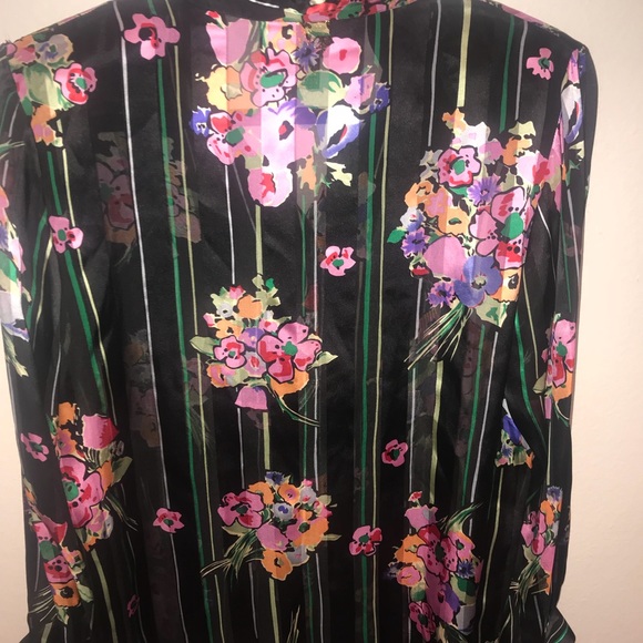 Vintage Bob Mackie! 💋💄 - Picture 6 of 6